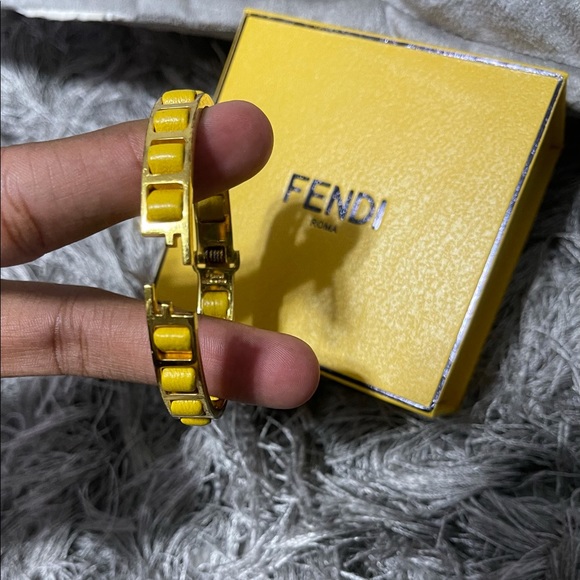 Fendi bracelet - Picture 4 of 7